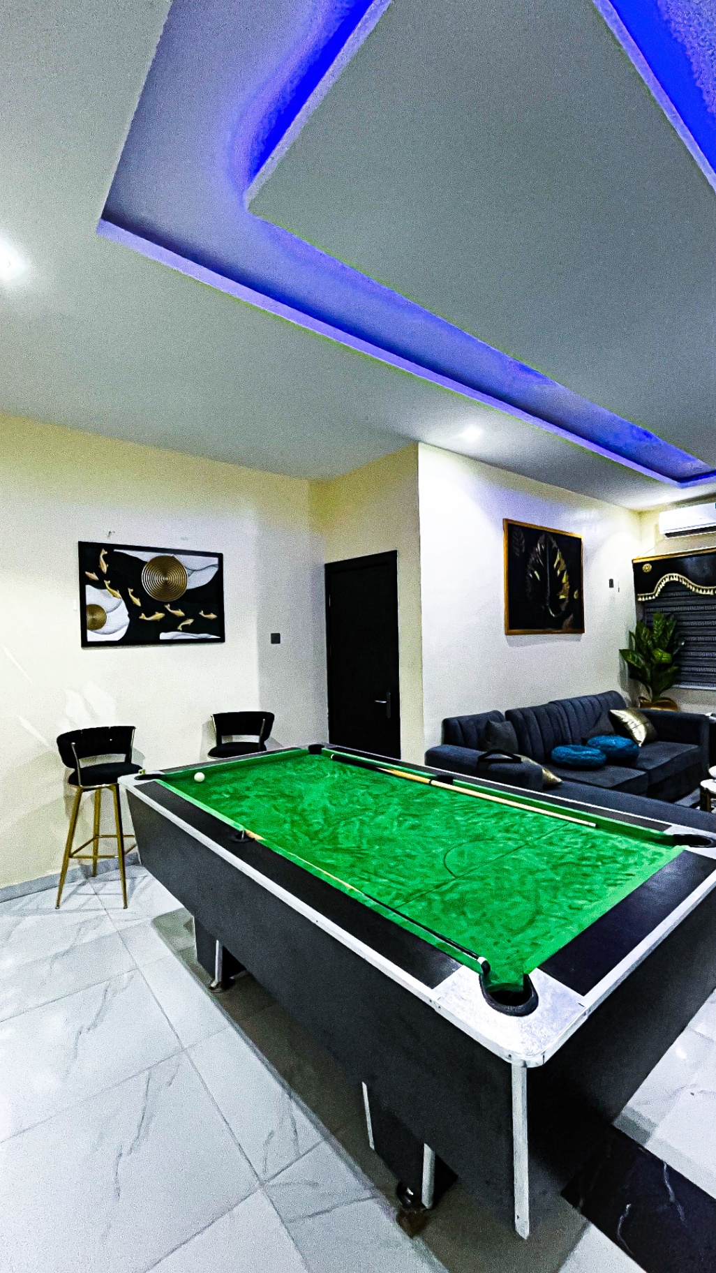 Snooker & Entertainment at DDD Global Apartments